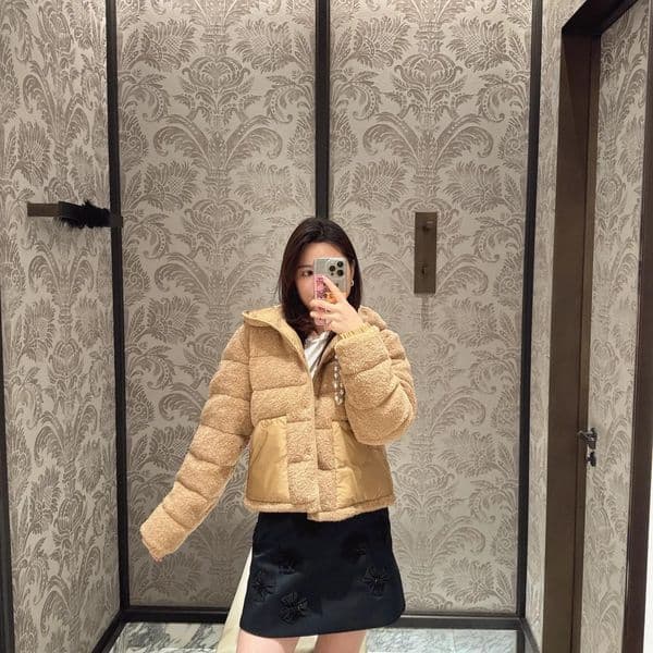 Designer down jacket puffer jacket mens parka long sleeve hooded fashion luxury black winter jackets parkas classic jacket winterjacke coats