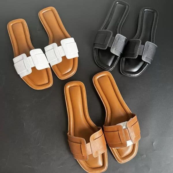 2025 New Designer Slippers, Beach Classic Free Shipping Shoes, Summer Casual And Comfortable Soft-soled Women's Outdoor Sandals