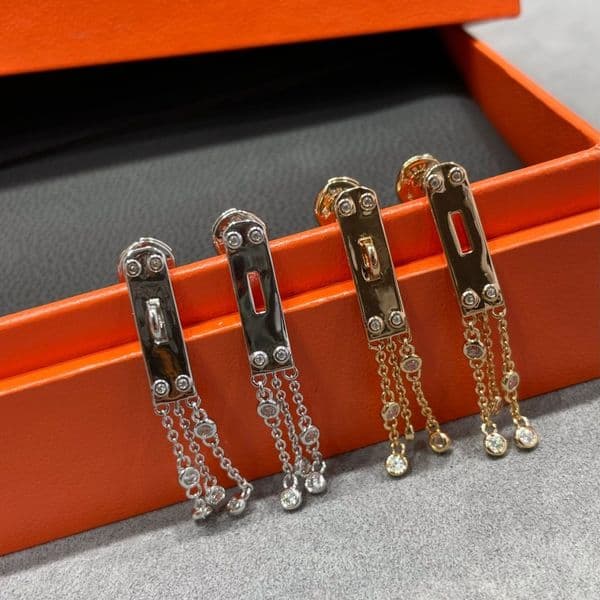 top Earrings women's Designer earrings for woman luxurious Stud earrings jewelry minimalist full diamond zircon earrings trendy and simple pig nose earrings H00231