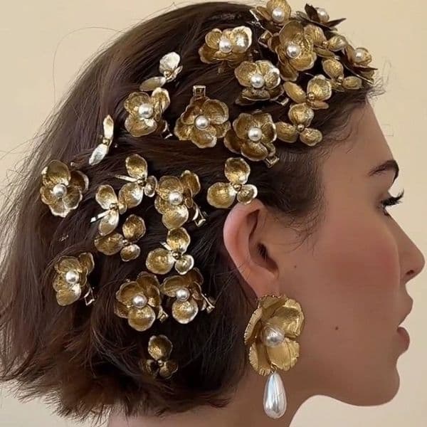 Vintage Pearled Floral Pin for Women - Stylish & Durable Hair Accessory