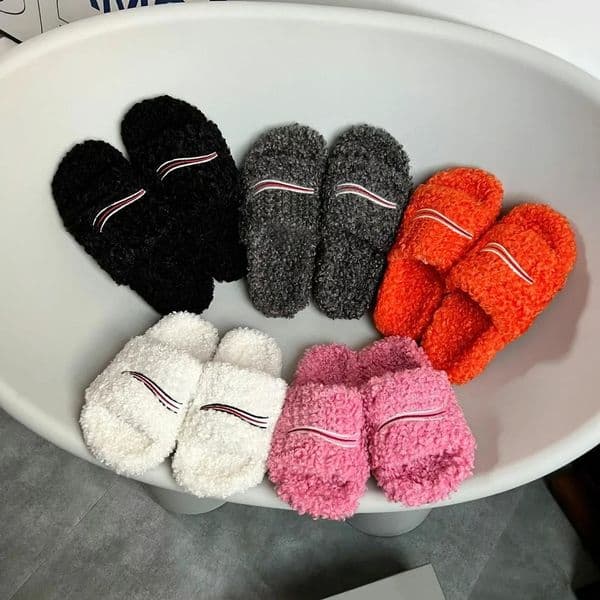 Luxury Slides Paris Designer men women Slippers Ladies Wool Winter Fur Fluffy Furry Warm Letters Sandals Comfortable Fuzzy Girl Flip Flop Slipper 678910