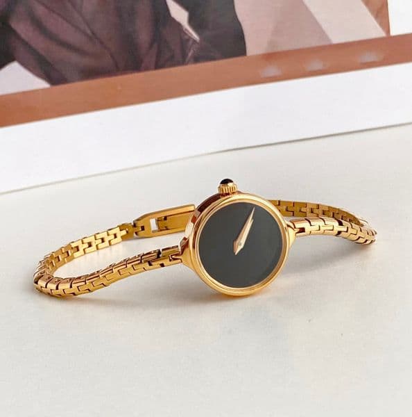 Designer Retro Watch Bracelet Watch 23MM Swiss Parts Quartz Movement official reproductions luxury fashion gift for girlfriend with box 010