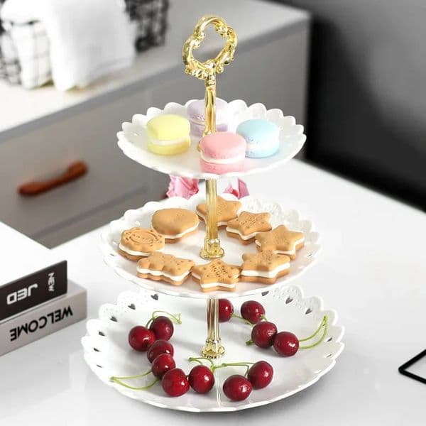 3Tier Cupcake Stand Fruit Plate Holder Desserts Snack Candy Buffet Tower for Christmas Wedding Party Cake Dessert Tray 250806