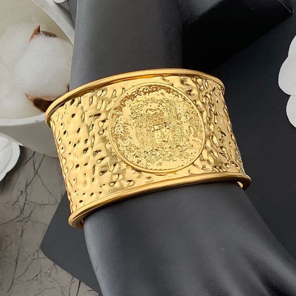 Designer Bracelet 18K Gold Plated bangle Fashion High Gift FREE Shipping
