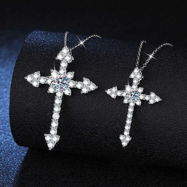 Iced Out VVS Pendant Full Dia Cross 50 1 ct Moissanite Necklace