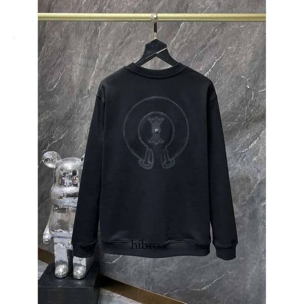 Chrome Hoodie Designer Mens Hip Hop Running Streetwear Pullover Fashion Leisure Jacket Womens Y2k Graffiti Cross Print Multi Color Chromeshirt Heartshoodiely 4Ea