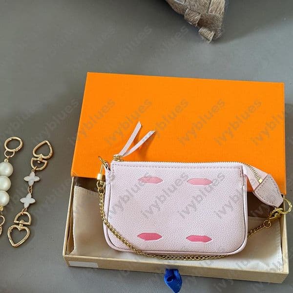 2025 Designer Womens Wallet Fashion Charm Versatile Handbag High Quality Classic Letter Pattern Mini Change Storage Bag