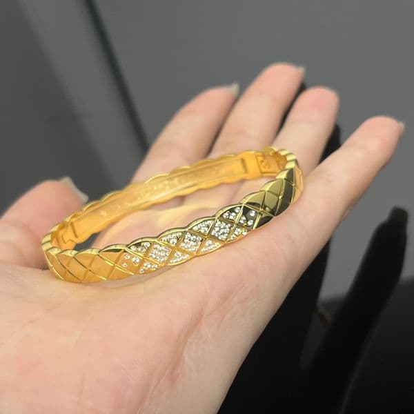 Thick Thin Designer Bracelet Gold Sier Designer Pef's New High-end Dia-encrusted Dia Grid Bracelet Solid Set Wedding Party Designer Jewelry For Women a2d