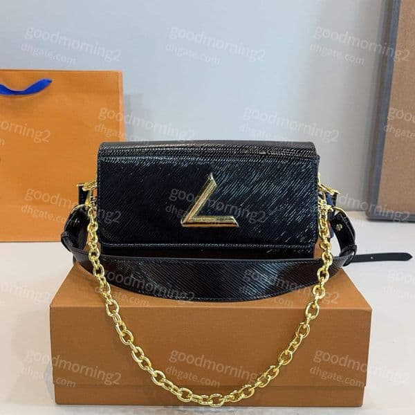 2025 Designer Women's Bag Twist Shoulder Bags Patent Leather Water Wave Pattern V Spin Button Design Flap Bags Fashion Chain Handbag Simple Fashion