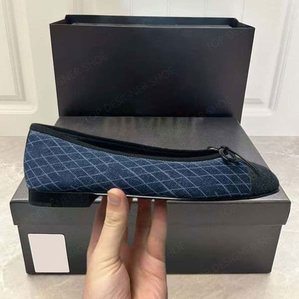 Top quality Simple Suede Bowtie Ballet flats sandal loafers Dress shoes womens flats shoes Luxury designer loafers Vacation Office shoes