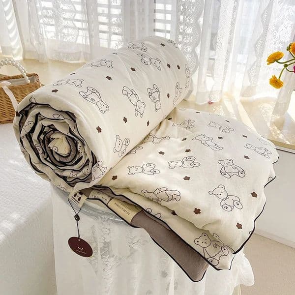 Washed Double Gauze Spring Summer Quilt Queen Grade A Lightweight Comforter Soya Fibre Filling Soft Breathable Blanket 250813
