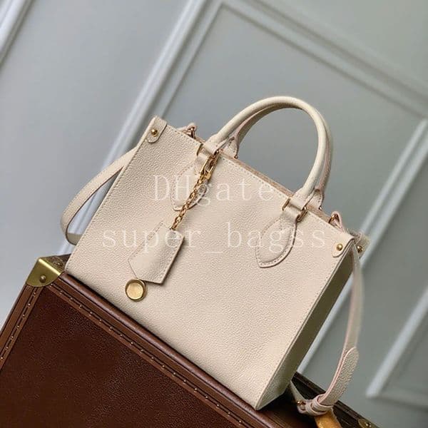 Luxury designer bag PM handbag 25CM Tote bag Debossed grained cowhide leather shopping bag Mirror quality shoulder bag with box LO01B3