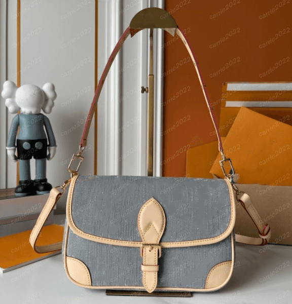 Designers Bag Denim Diane bag Women 10A Top Quality Shoulder Bags Fashion Luxury Handbag Genuine Leather Chain Crossbody Bag 13070 Lady Purse 25cm Wallet Grey