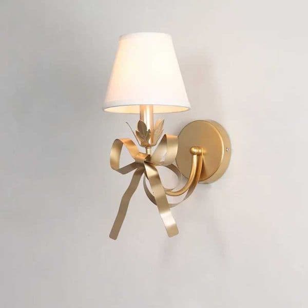 Modern Simple Light Luxury E14 Bowknot Wall Lamp Living Room Bedroom Girl Princess Children Room Lights X250815
