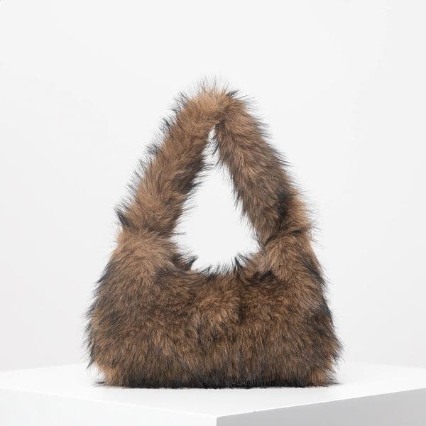 2000S Fashion Fuzz Women Shoulder Bags Dopamine Purse for Cute Charm Clutch Hobo Handbag Vacation Travel Girl 250815