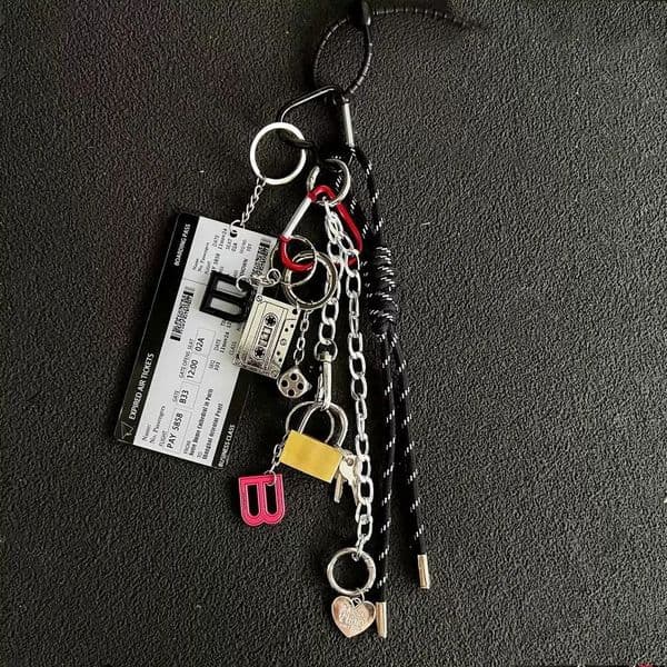 Creative Bag Pendant Locomotive Bag Same Chain Decorative Keychain Pendant Mobile Phone Lanyard Fashion Accessories 250813BJ