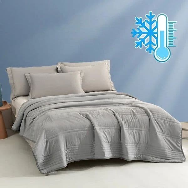 2025 Air Condition Quilt Skin-friendly Lightweight Comforter Summer Cooling Blanket for Adults Kid Washable Breathable 250815