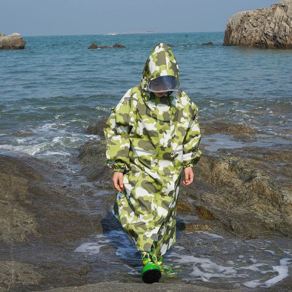 Boys' & Girls' Long-Sleeve Camo Childrens Rain Jacket Perfect Fit for Primary/Middle SchoolsYouth-Friendly Camouflage Rainwear with Advanced Water Repellency