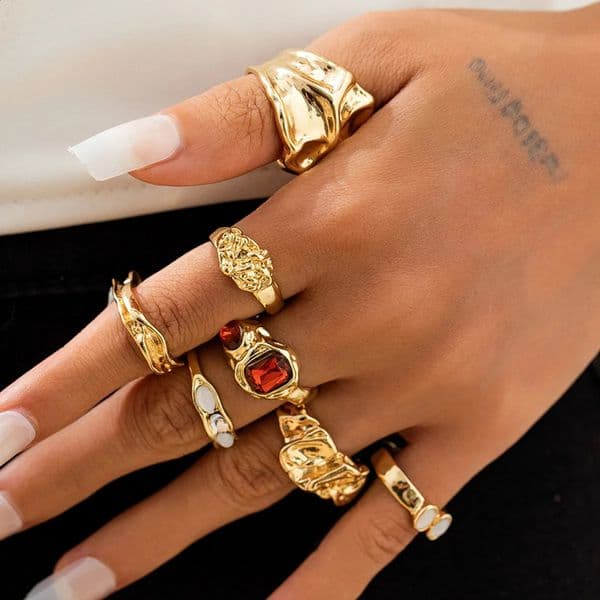 Ingemark 7Pcs/Set Vintage Irregular Folded Surface Open Rings for Women Goth Red Rhinestone Finger Rings Wed Bridal Jewelry Gift 250812