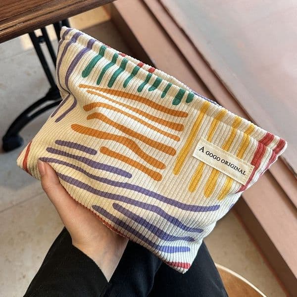Luxury Free Shipping maquillaje Designer High End Makeup Gentle Fresh Large Capacity Portable Travel Skincare Storage Toiletry Bag