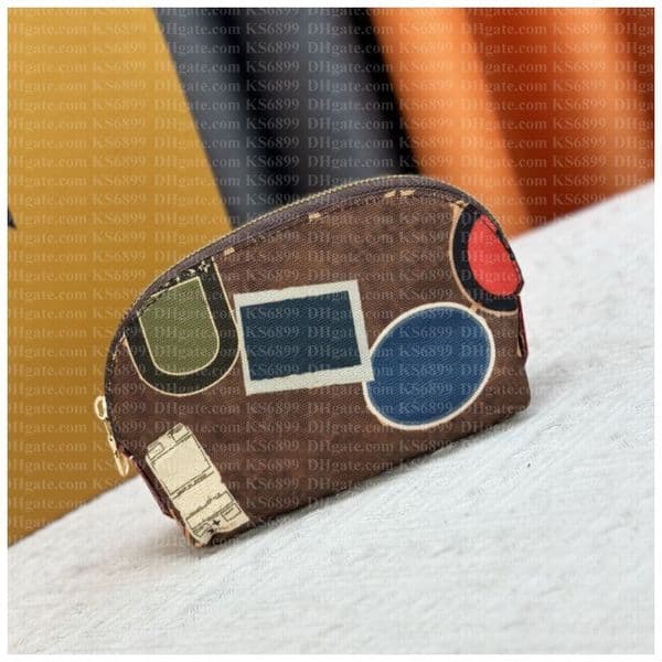 Designer Bag Cosmetic Pouch cosmetic bags organizer fashion makeup bag travel pouch make up ladies cluch purses toiletry Mini Purses Wallets high quality