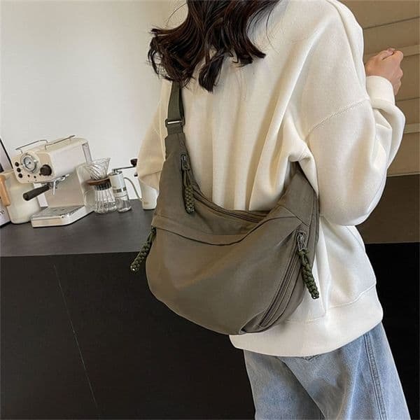 Nylon Fabric Shoulder Bag High Capacity Womens Crossbody Messenger Leisure Versatile Hobos y250801