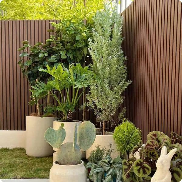 Modern Residential Garden Design Eco-Friendly Durable Wood Plastic Fence Board