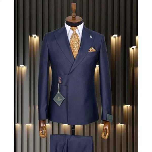 Fashion Men Suits Lapel Two Buttons Clothing Slim Business Casual Solid Color Prom Groom Wedding Party Tuxedos 2 Pieces 250823BANJIA