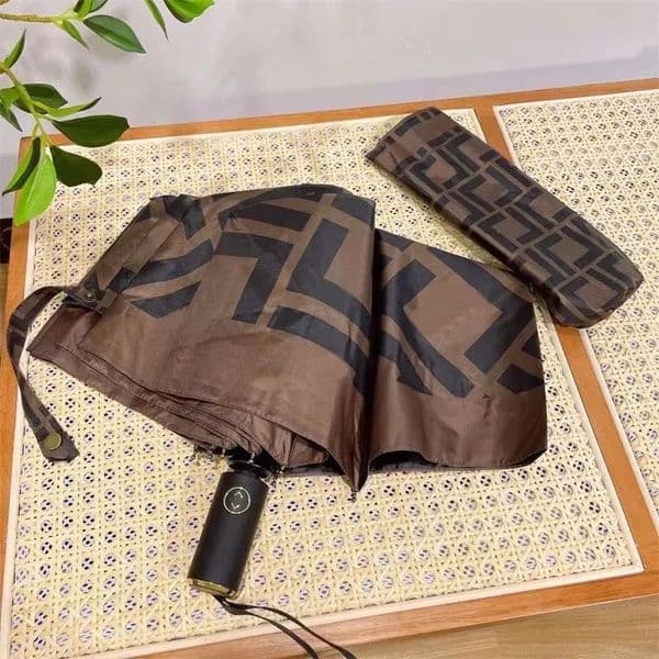 Designer Letter Automatic Open Close Sun Rain Protection Waterproof Compact Travel Umbrella for Men Women Logo
