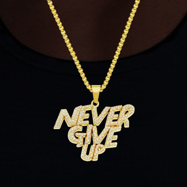 Bling Full Diamond Letter Never Give Up Necklace Rock Gold New Splicing Threelayer Hip Hop Pendant 18k Gold Plated Punk Trap Nameplate Chains Mens Jewelry Collar
