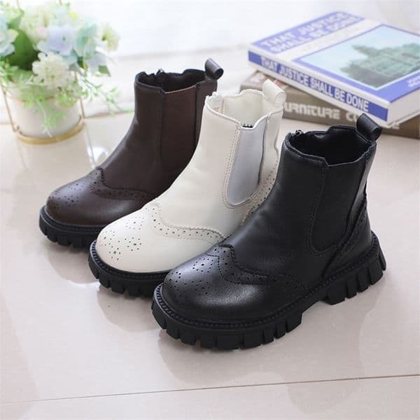 Children Chelsea Boots Fretwork British Style Kids Short Boots Warm Winter Zipper Fashion Elegant Platform Boys Girls Flat Shoes 250823CJBJ