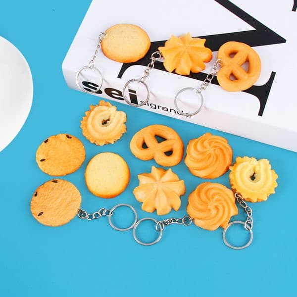 PVC Food Keychain Creative Pretend Play Toy Simulation Cookie Model