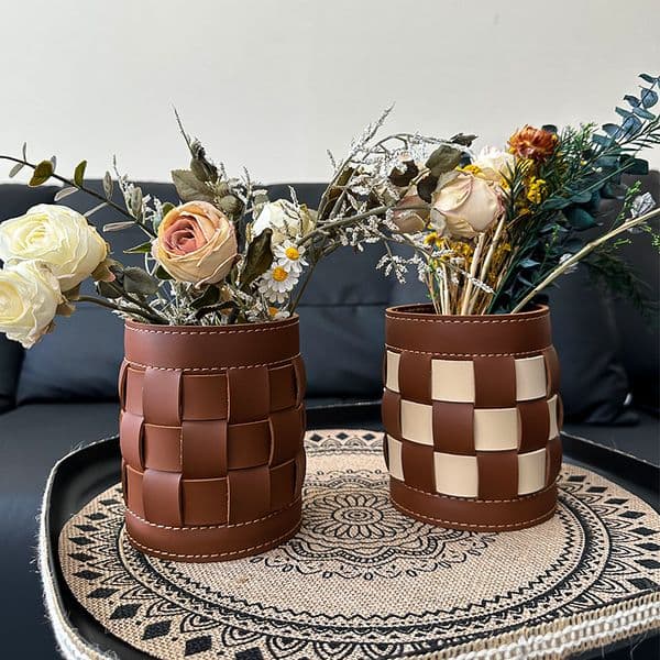 Leather Art Craft Decoration Fashion Light Home Makeup Lipstick Pen Storage Holder