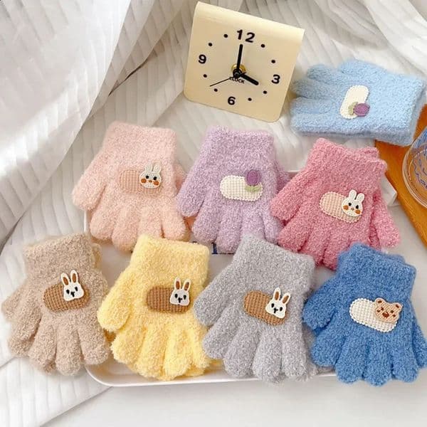 Winter Knitted Gloves Cartoon Warm Mittens Toddlers Outdoor Pattern Cute for Child Kids Baby Girls Boys 13Y 250828