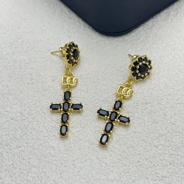 New Designed women cross letters earring Copper gold Plated ear studs fashion Designer Jewelry Tassels Hang Eardrop