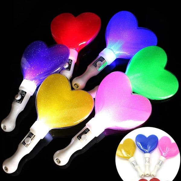 Glowing Heart Stick Toys Funny Cute LED Heartshaped Stick Bar Concert Cheering Glow Stick Props Birthday Holiday Party Supplies 250828BJ