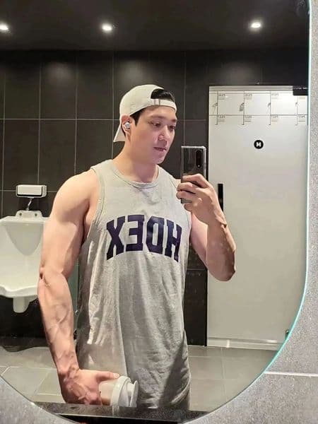 Summer Sports Trend Loose Sleeveless T-shirt Mens Breathable Solid Color Fitness Vest Running Training Clothes 250227BJ