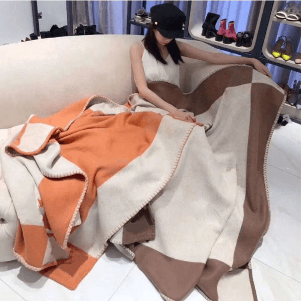 High Quality Letter Cashmere Designer blankets Best Wool Beige Black Camel Orange soft Blanket Brown
