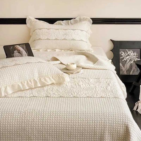 Sand-washed Cotton Quilt Set 3PCS Ruffle Bedspread on the Bed Embroidered Queen Size Coverlet Quilted Blanket for Bed ComforterXJ250303
