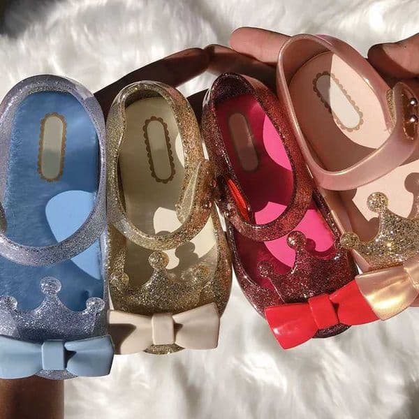 Mini Girls Jelly Sandals Crown Childrens Sandals Childrens Beach Shoes Anti slip Preschool Baby Shoes X250305