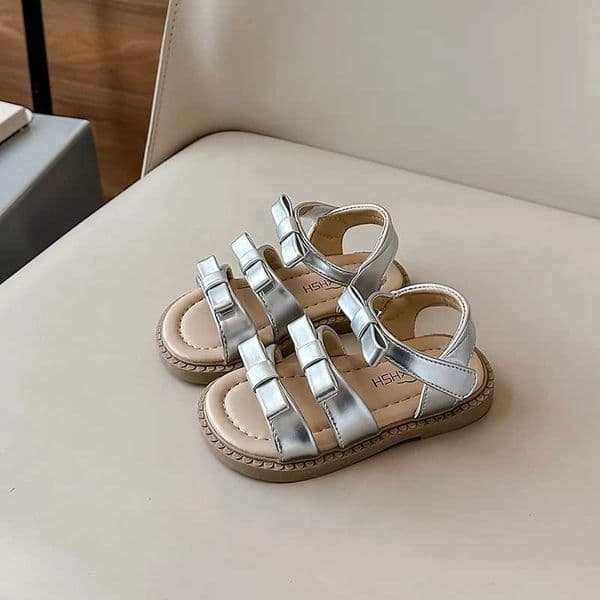 2025 Summer New Little Girl Sandal Bowtie Chic Sweet Kids Princess Causal Shoes Fashion Open-toe Versatile Children Flat Sandals X2505091