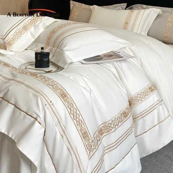 2026 100% cologne Egyptian Cotton perfume Luxury Gold Embroidery Hotel Style Bedding White Grey Duvet Cover Set Fitted Bed Sheet Pillowcases Free Shipping