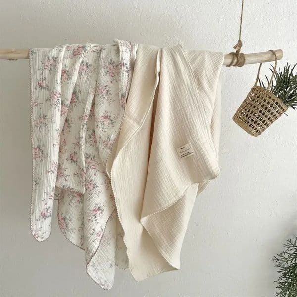 Floral Muslin Swaddle Blanket 100 Cotton Baby Bath Towel Wrap Blankets born Soft Waxy 250304