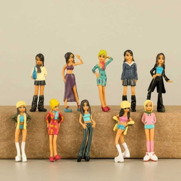 10Pcs Sexy Beautiful Girl Figures Hot Girl Figurines Anime Dolls Model Dollhouse Decor Toy Micro Landscape Ornaments Scene ModelXJ250311
