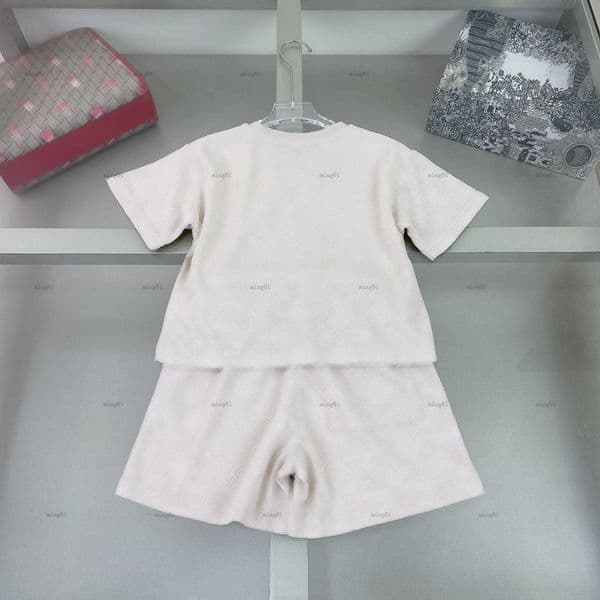 baby T-shirt set Summer Short-sleeved suit boys girls tracksuits kids designer clothes T-shirt and shorts A04X05N035