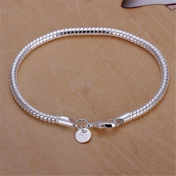 Sleek 4MM Thick Snake Motif Bangle Bracelet in 925 Silver Coating