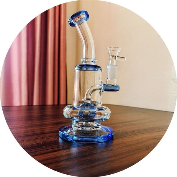 2025 New New Glass Bong Drilling Rig Pipe Thickened Blue Donut Filter 8.6-Inch 14Mm Joint Free Shipping Shipping