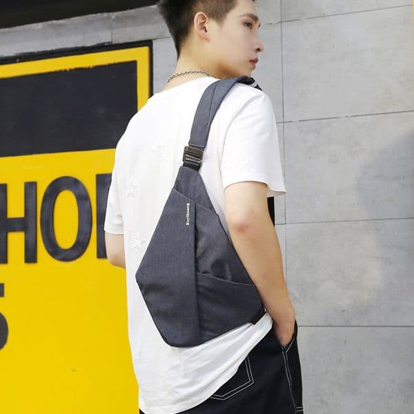digital gun single shoulder chest trendy brand crossbody, close fitting anti-theft men's sports motorcycle riding small bag bag