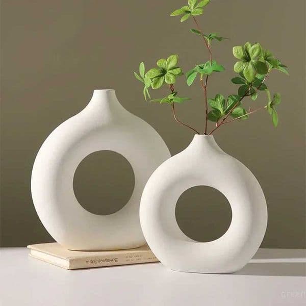 Simulated Ceramic Pure White Vase Decoration Vase Single Zhihua Arrangement Decoration Doughnut Design Flower Pot Table Decoration X250317