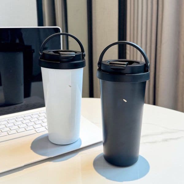 Designer cup Portable thermos coffee cup Stainless steel coffee cup thermal insulation and cooling portable water cup